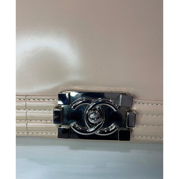 Chanel Reverso Boy Bag Pink Patent With COA And Dust bag - Picture 14 of 16